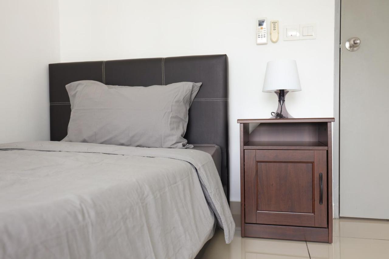 Cozy 3-Bedroom Condo With Pool - Seri Kembangan Exteriör bild